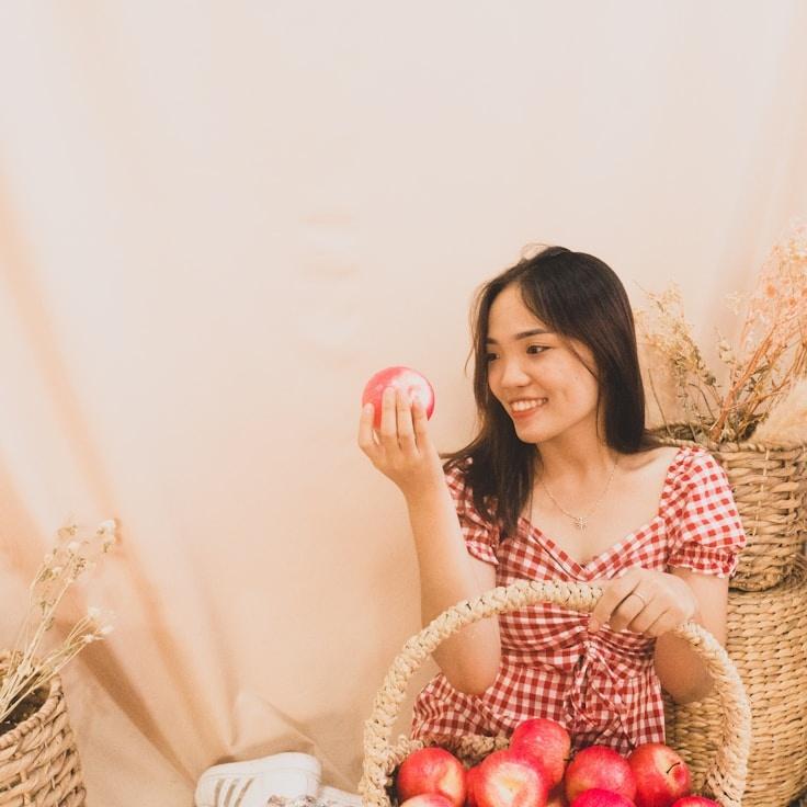 Ayan Gupta, Client Relations Director, discussing corporate gifting strategy with business clients