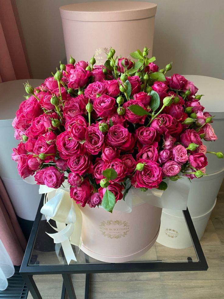 Leaf Bench Nimbus workshop space where corporate flower arrangements are designed and prepared for business delivery